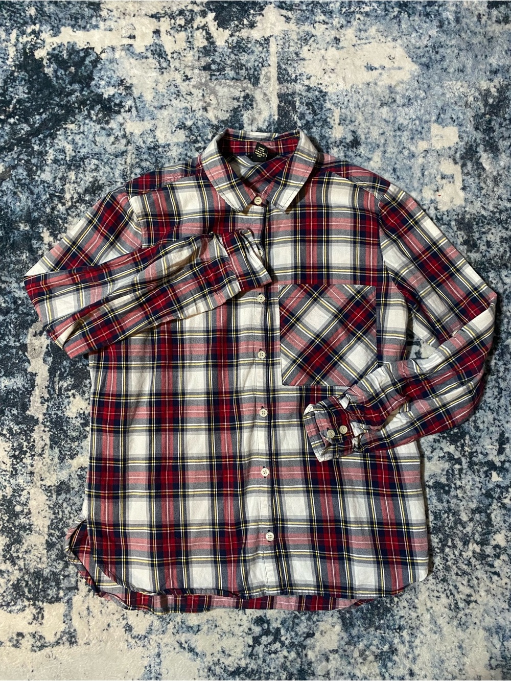 Forever 21 Women’s Large Plaid Flannel Shirt Red Navy Blue White Cotton Casual